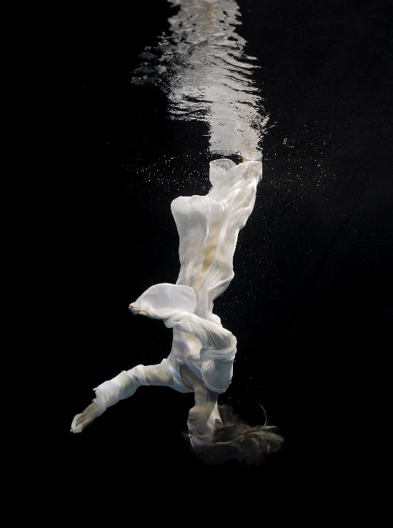 Daniëlle Kwaaitaal, "Whispering Waters" 2009